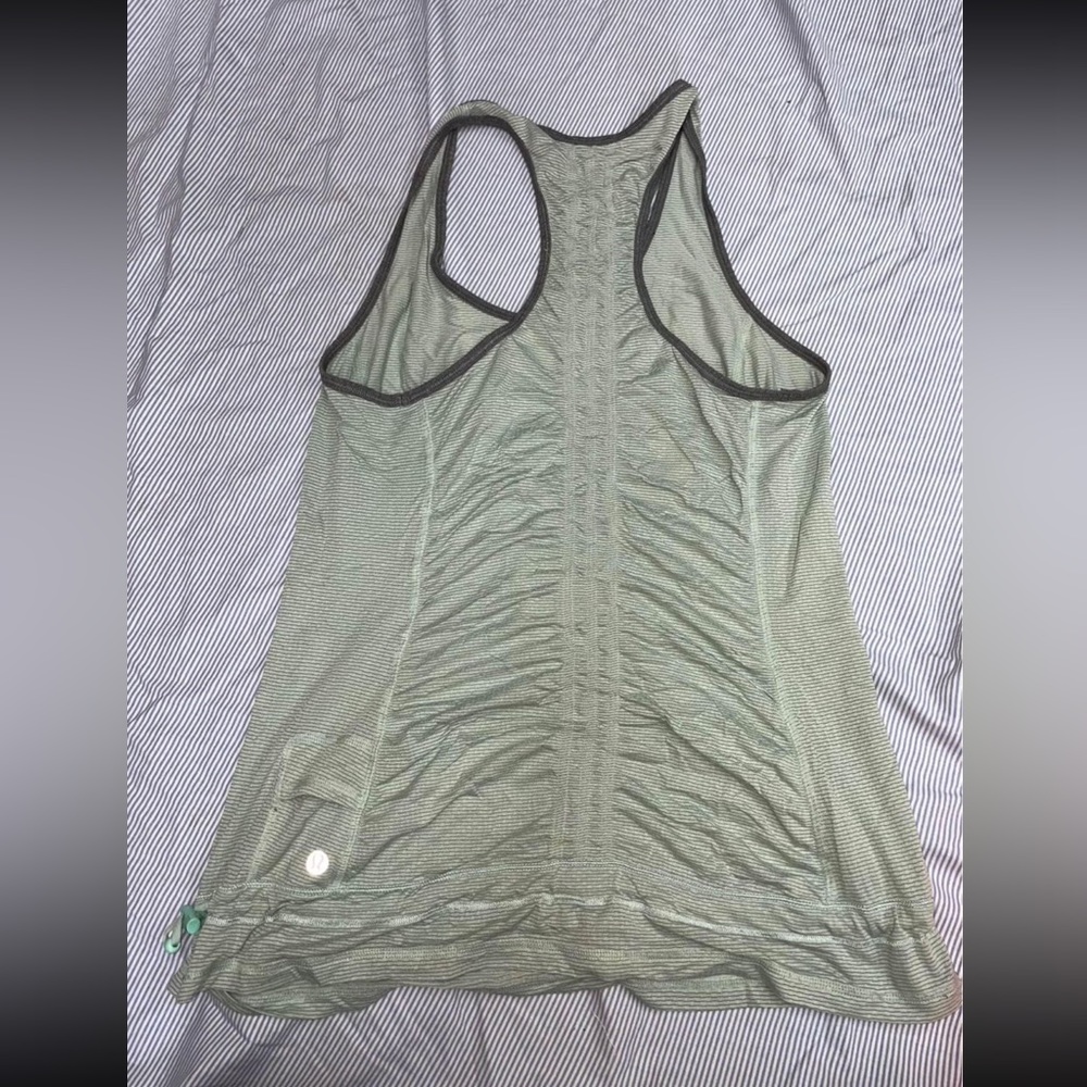Lululemon Size 8 Tank